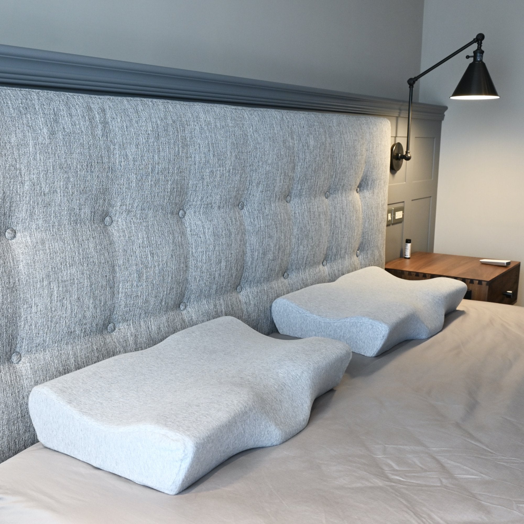 Neck Relief Ergonomic Cervical Pillow - Image 7